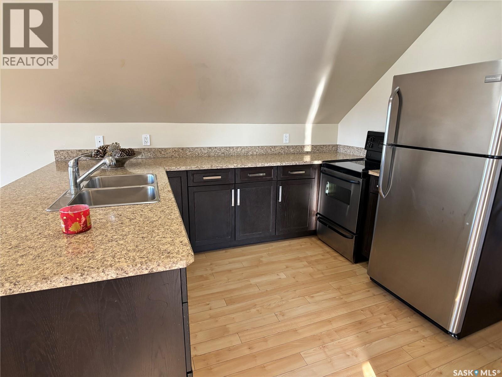 1208 Sixth Street, Estevan, Saskatchewan  S4A 1B1 - Photo 27 - SK024424