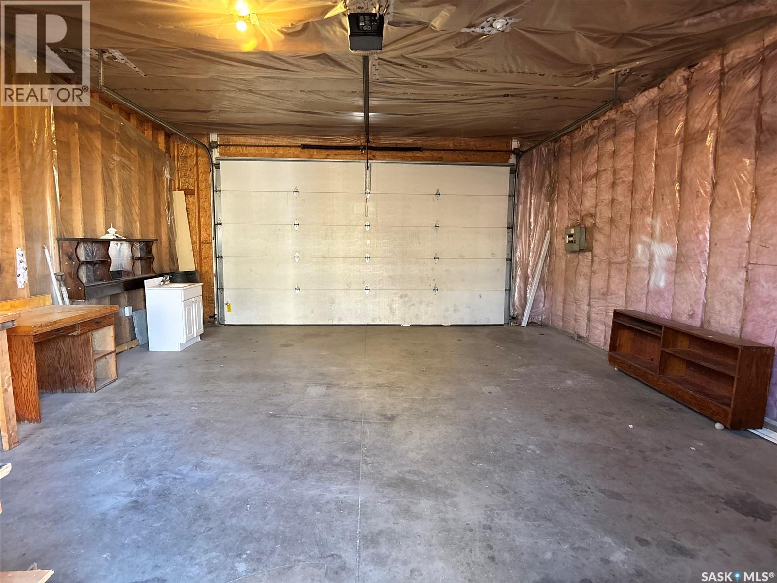 1208 Sixth Street, Estevan, Saskatchewan  S4A 1B1 - Photo 43 - SK024424