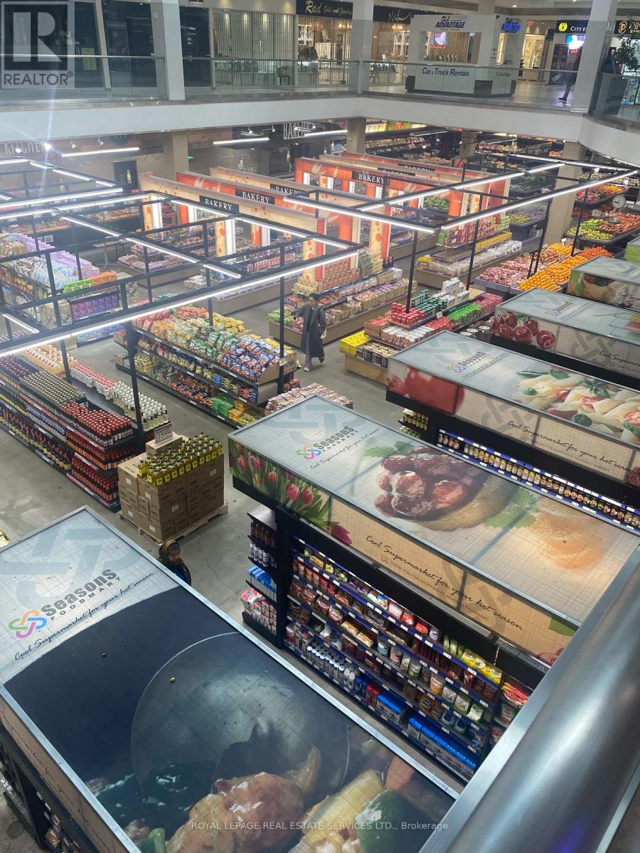 181 - 7181 Yonge Street, Markham, Ontario  L3T 0C7 - Photo 3 - N12563620