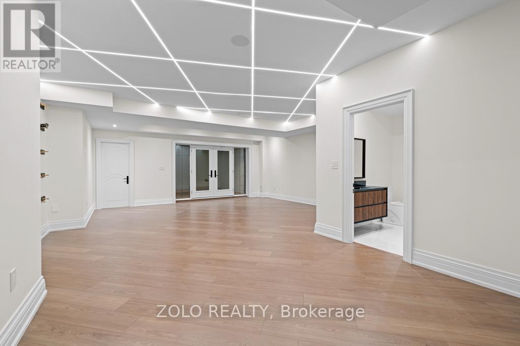 52 Child Drive, Aurora, Ontario  L4G 1Y5 - Photo 32 - N12565442