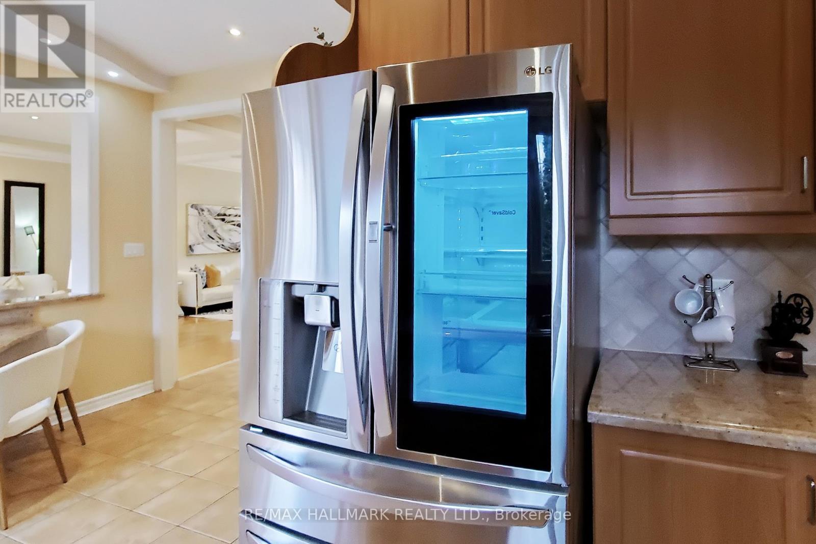 20 Palomino Drive, Richmond Hill, Ontario L4C 0P8 - Photo 14 - N12566844