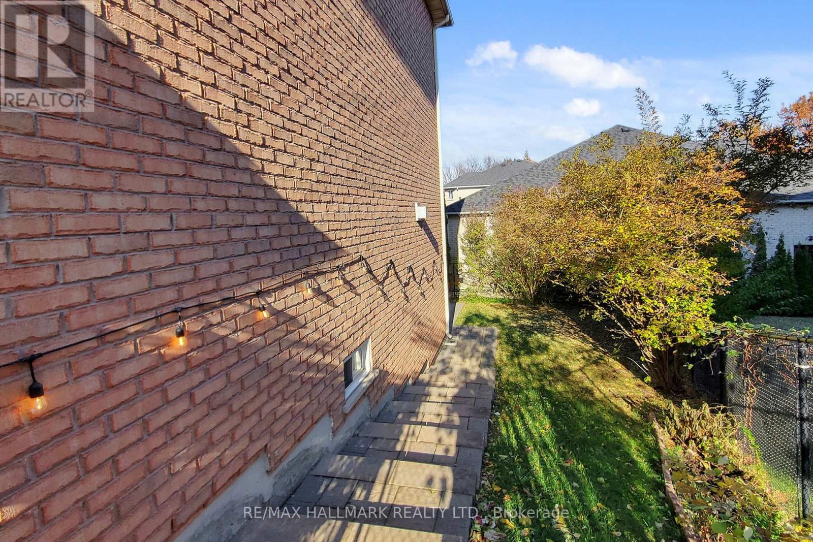 20 Palomino Drive, Richmond Hill, Ontario L4C 0P8 - Photo 45 - N12566844