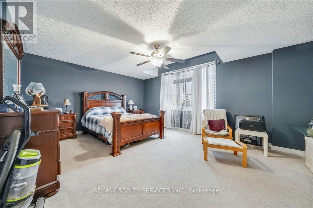 2 Kennedy Boulevard, New Tecumseth, Ontario  L9R 0L4 - Photo 19 - N12566858