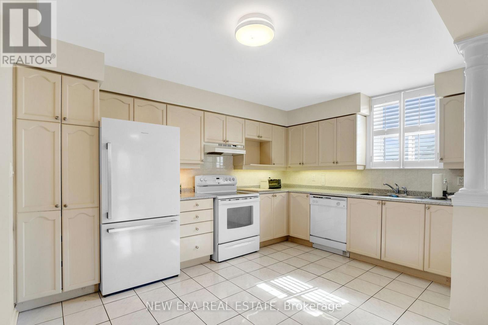 522 - 7373 Martin Grove Road, Vaughan, Ontario  L4L 9K1 - Photo 7 - N12566922