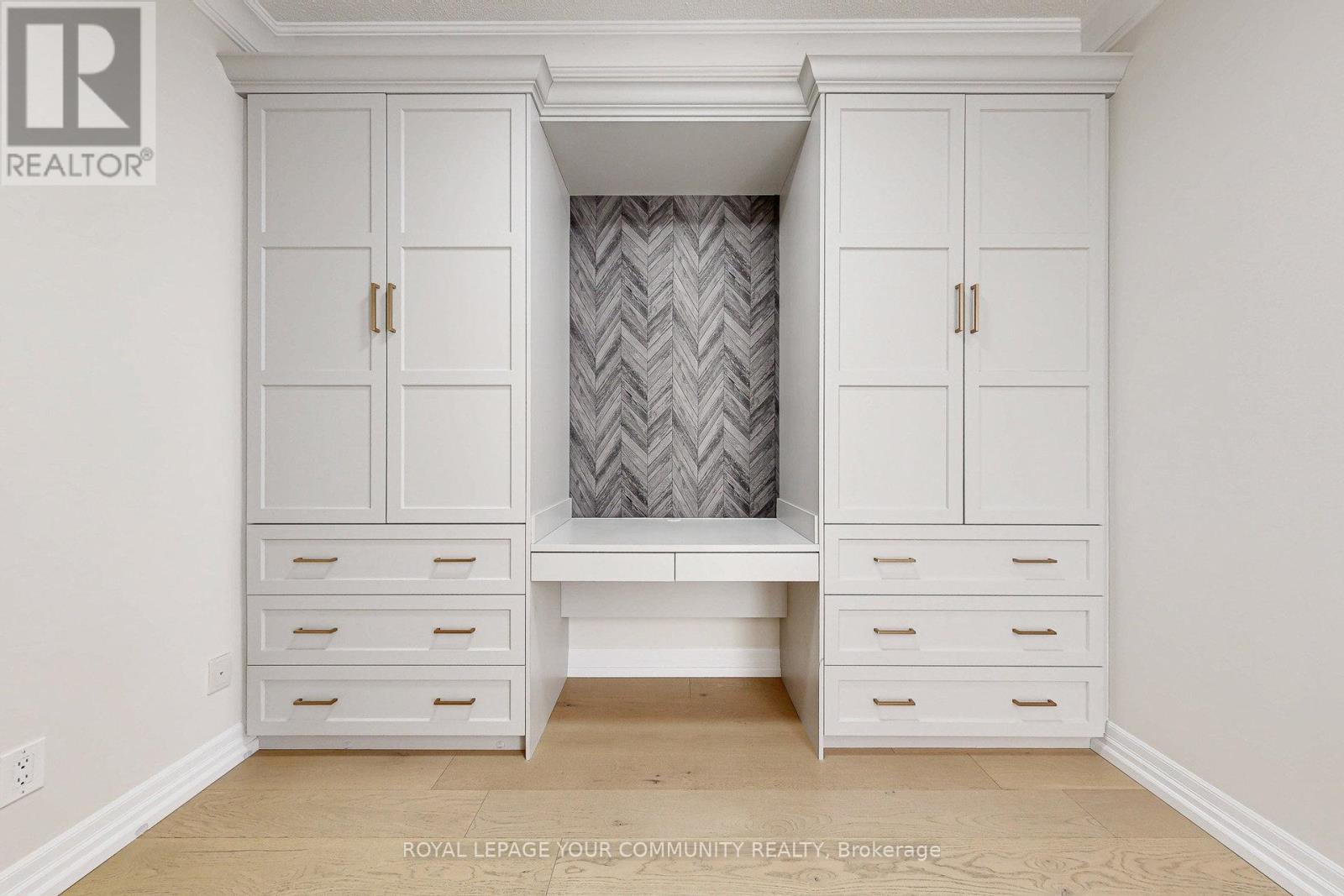 403 - 180 John West Way, Aurora, Ontario  L4G 0R3 - Photo 16 - N12566930