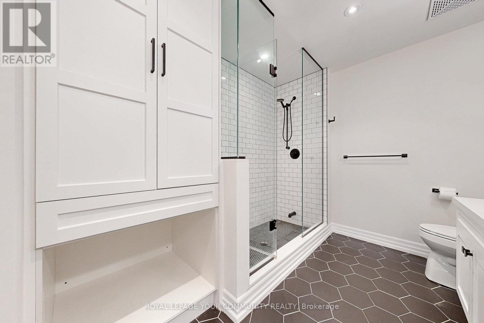 403 - 180 John West Way, Aurora, Ontario  L4G 0R3 - Photo 27 - N12566930