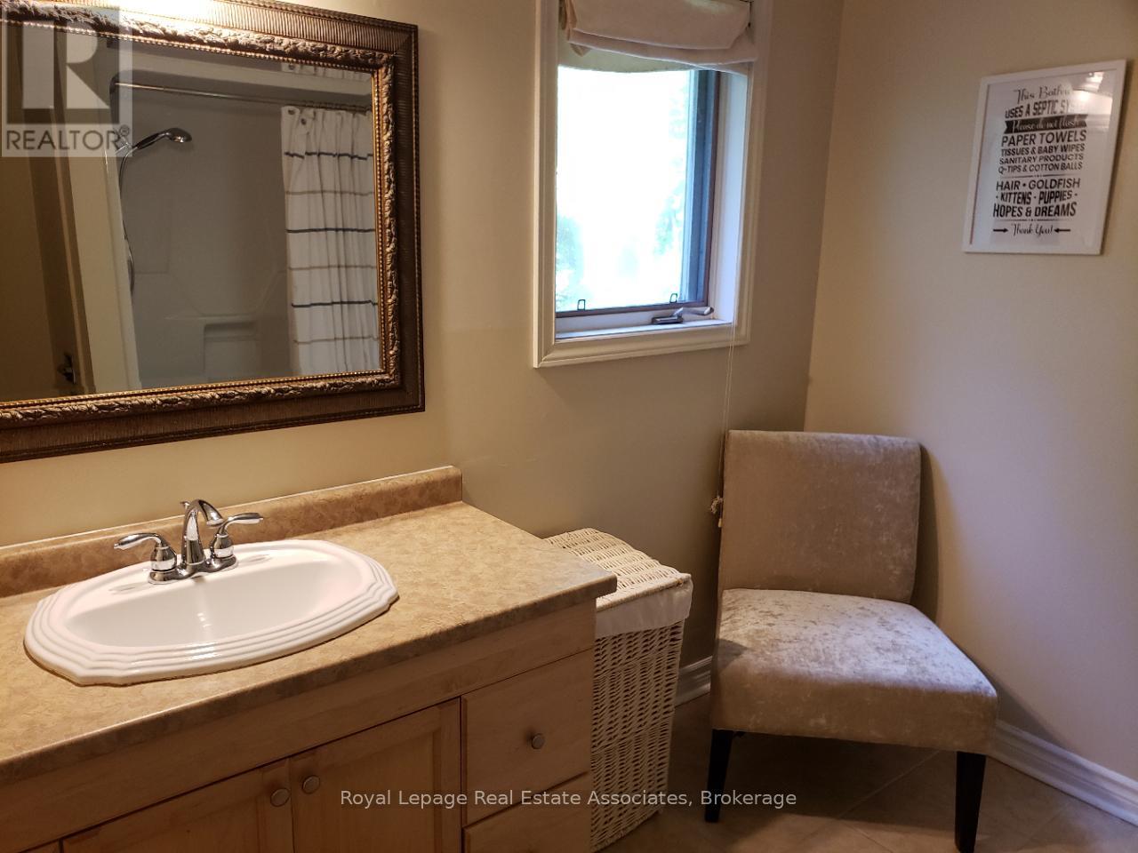 74 Moreau Parkway, Tiny, Ontario  L9M 0H3 - Photo 13 - S12566872