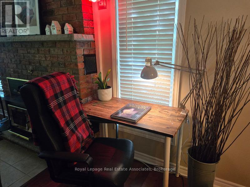 74 Moreau Parkway, Tiny, Ontario  L9M 0H3 - Photo 5 - S12566872