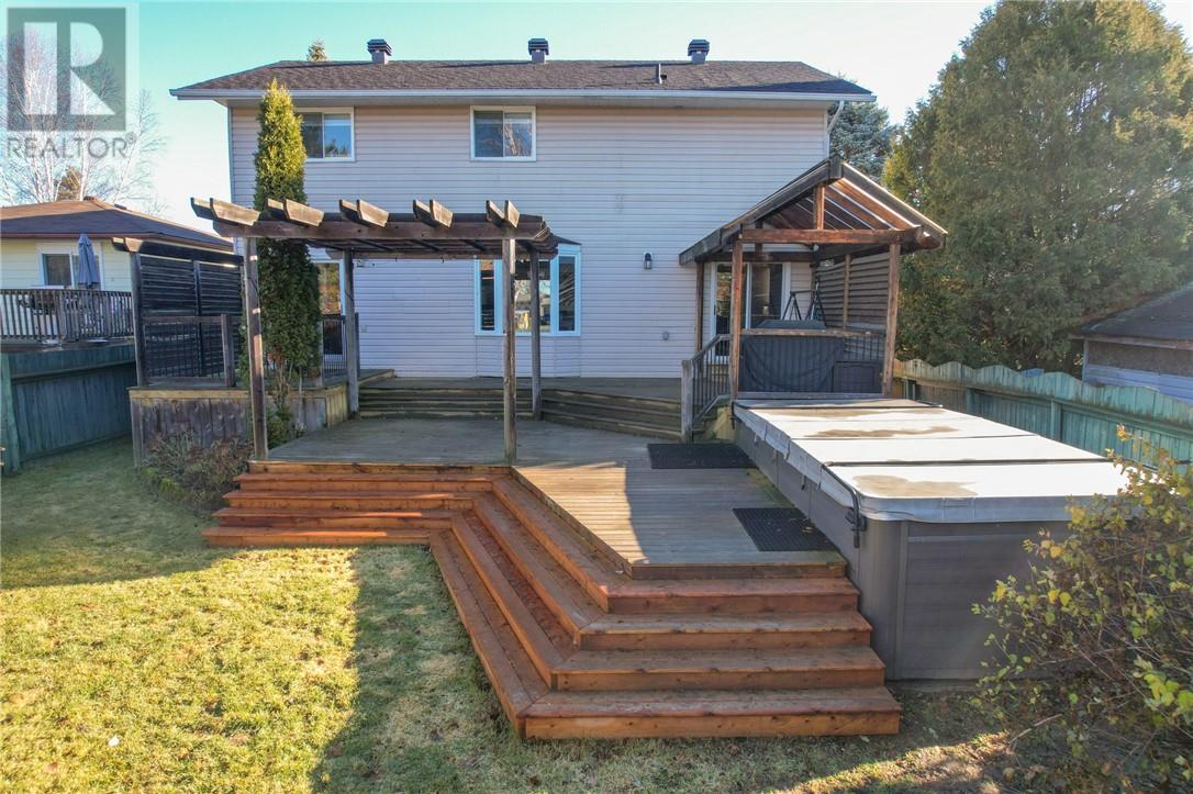 4165 Fernand Avenue, Val Therese, Ontario  P3P 1A4 - Photo 2 - 2125732