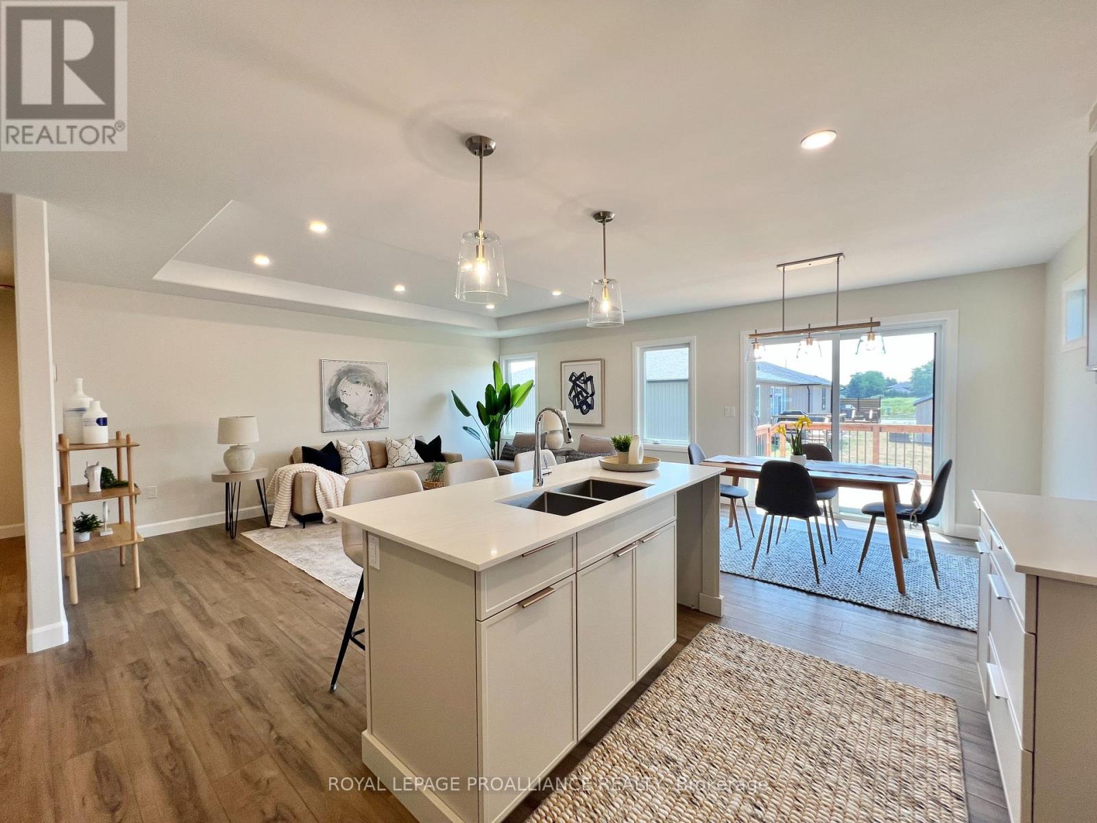 6 Horton Court, Belleville, Ontario  K8P 0H3 - Photo 10 - X12288667