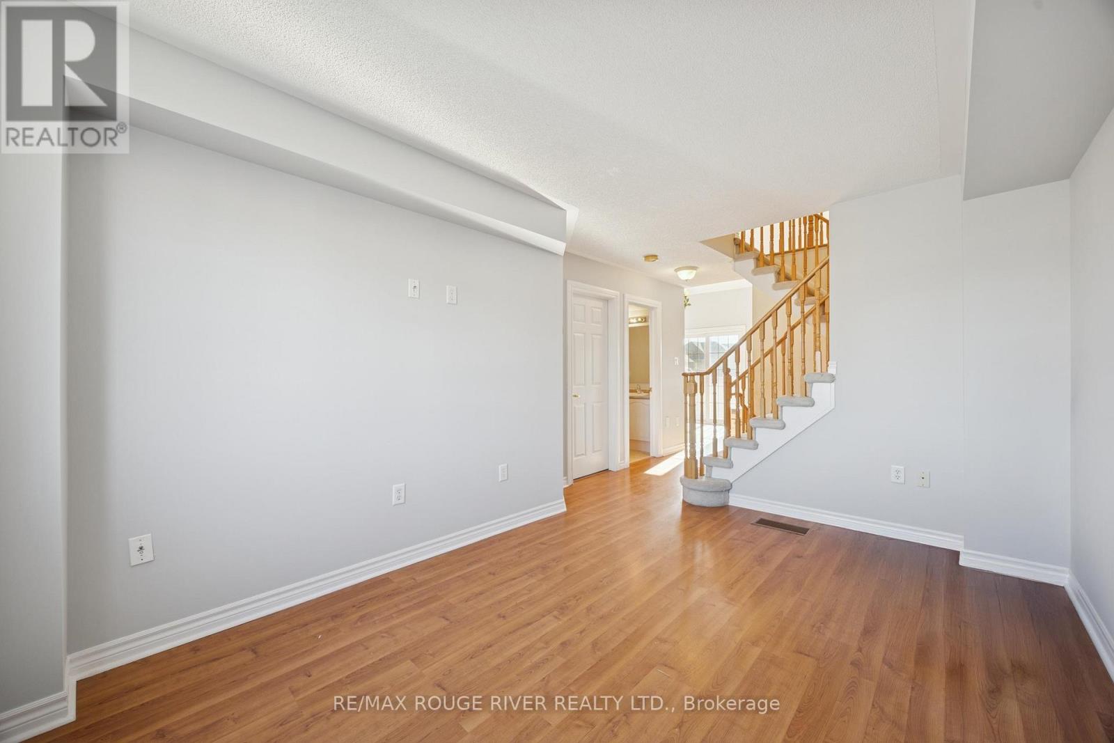 131 Kenneth Hobbs Avenue, Whitby, Ontario L1R 0E3 - Photo 12 - E12566172