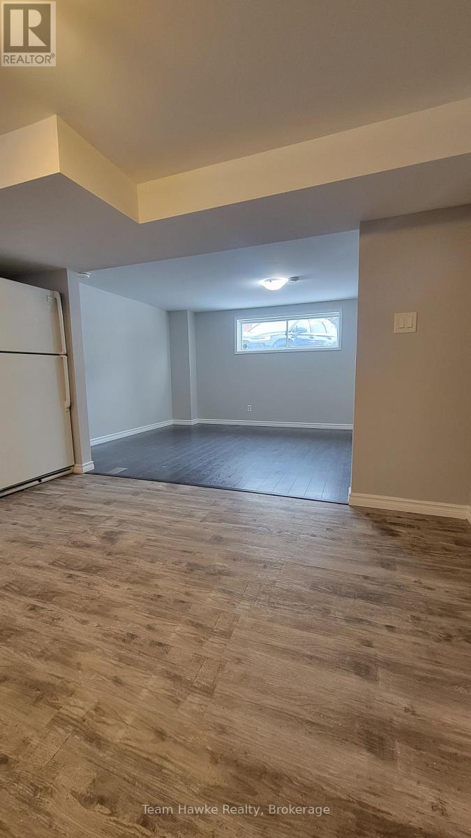 830 Birchwood Drive, Midland, Ontario  L4R 4Y2 - Photo 6 - S12567114