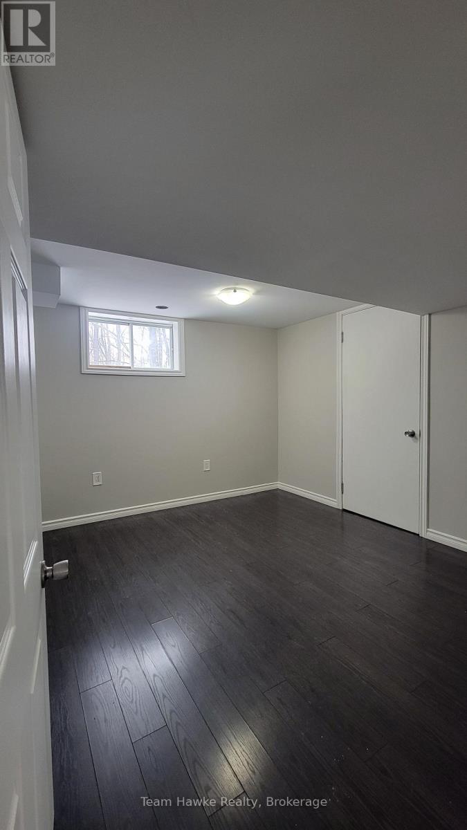 830 Birchwood Drive, Midland, Ontario  L4R 4Y2 - Photo 8 - S12567114