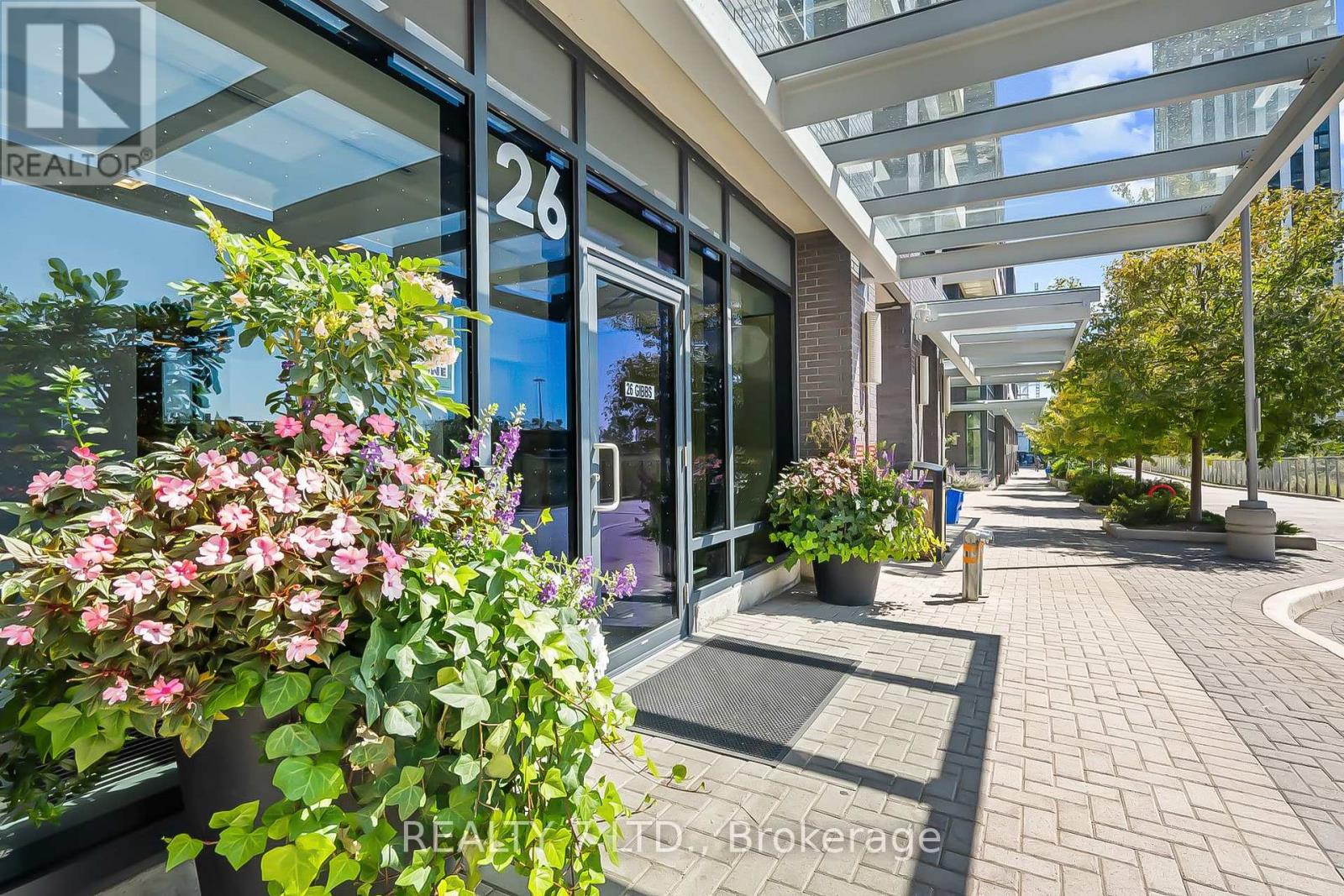 838 - 26 GIBBS ROAD, Toronto, Ontario