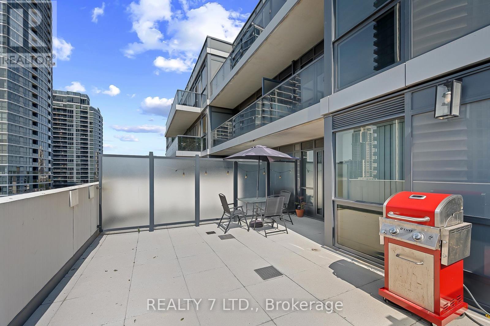 838 - 26 Gibbs Road, Toronto, Ontario  M9B 0E3 - Photo 30 - W12566786