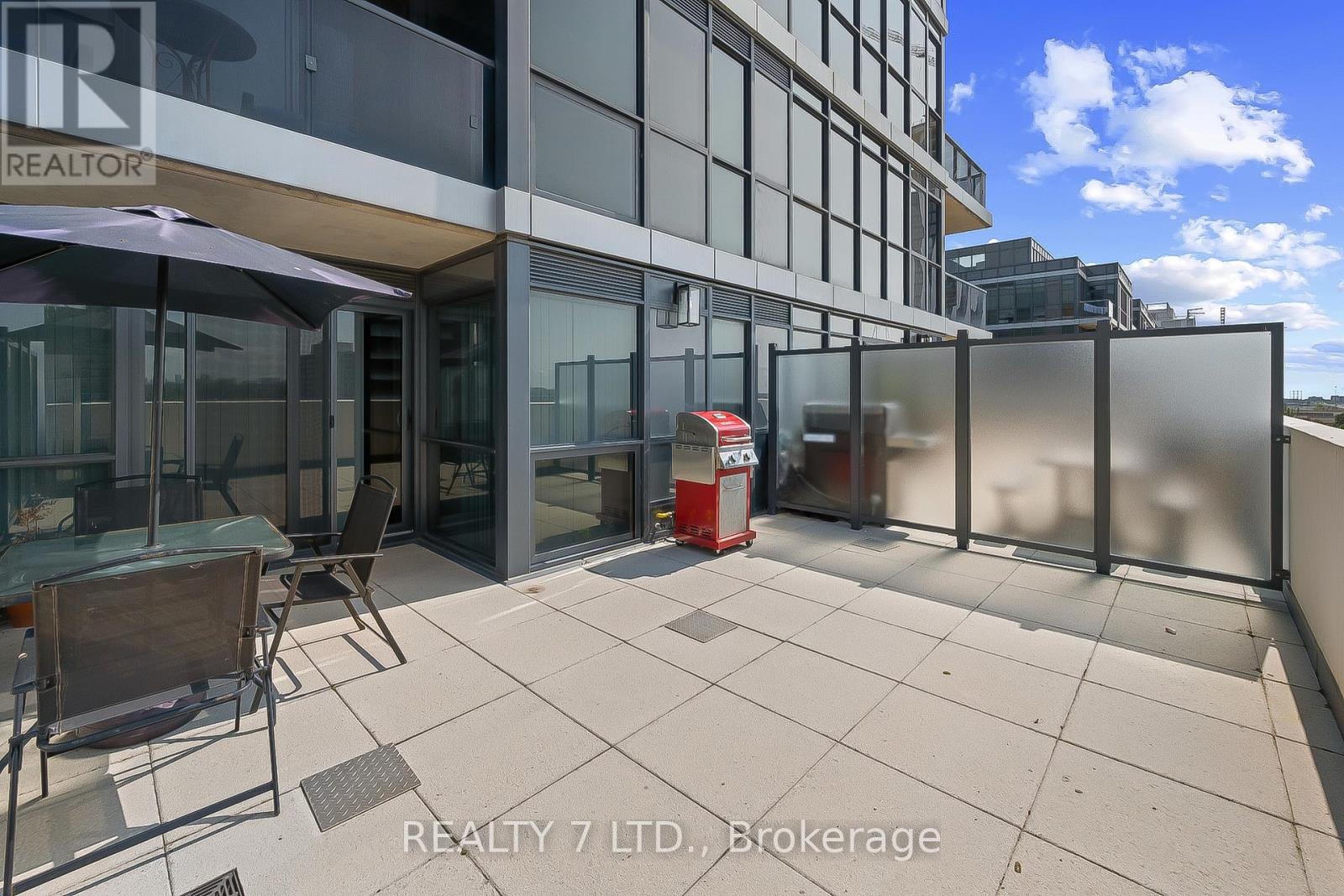 838 - 26 Gibbs Road, Toronto, Ontario  M9B 0E3 - Photo 31 - W12566786