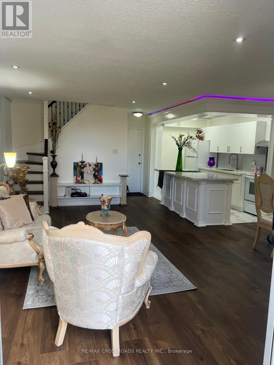 73 - 1624 BLOOR STREET W, Mississauga, Ontario