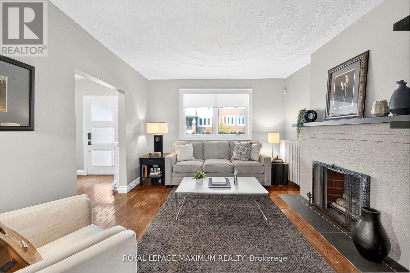 65 Parkdale Road, Toronto, Ontario  M6R 1E3 - Photo 10 - W12566796