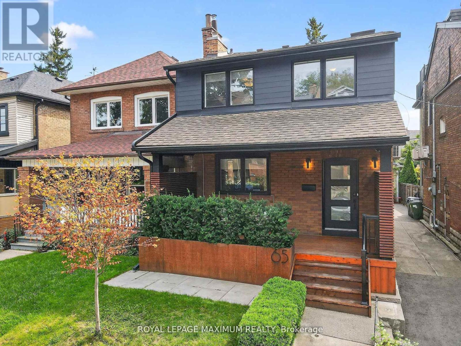 65 Parkdale Road, Toronto, Ontario  M6R 1E3 - Photo 2 - W12566796