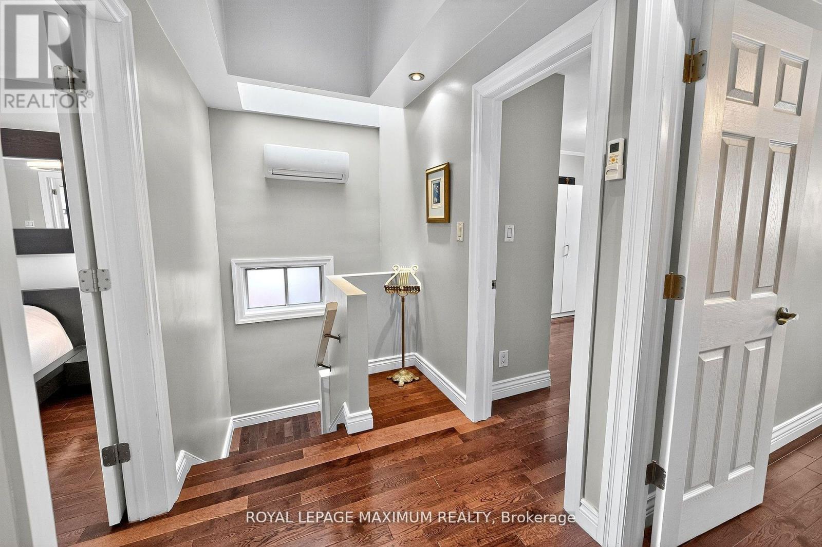 65 Parkdale Road, Toronto, Ontario  M6R 1E3 - Photo 23 - W12566796