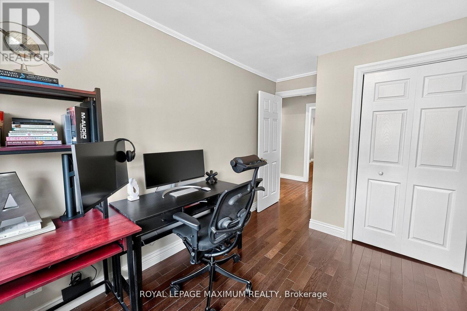 65 Parkdale Road, Toronto, Ontario  M6R 1E3 - Photo 31 - W12566796