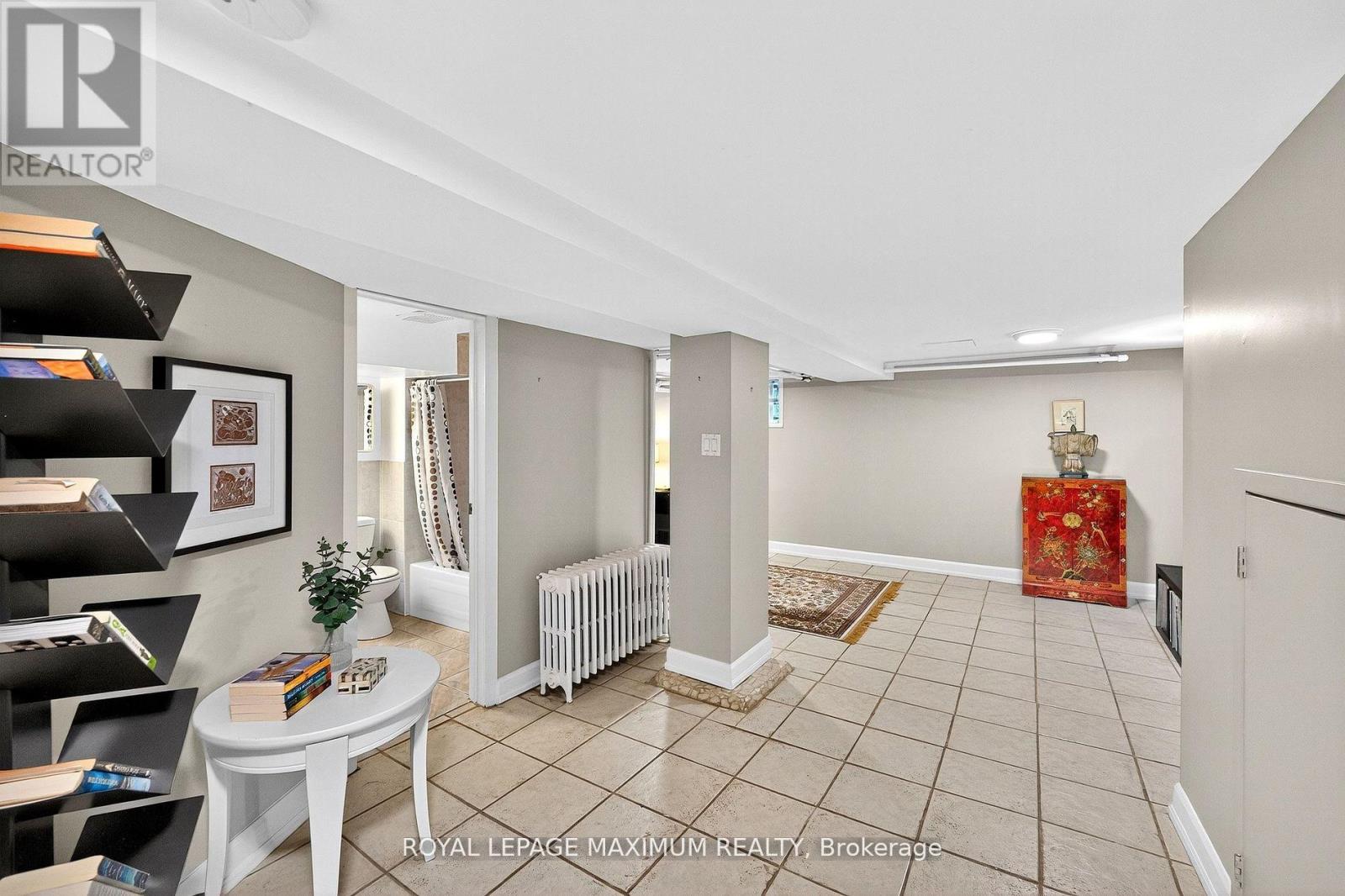 65 Parkdale Road, Toronto, Ontario  M6R 1E3 - Photo 37 - W12566796