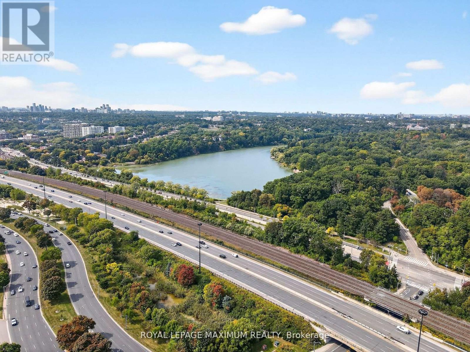 65 Parkdale Road, Toronto, Ontario  M6R 1E3 - Photo 50 - W12566796