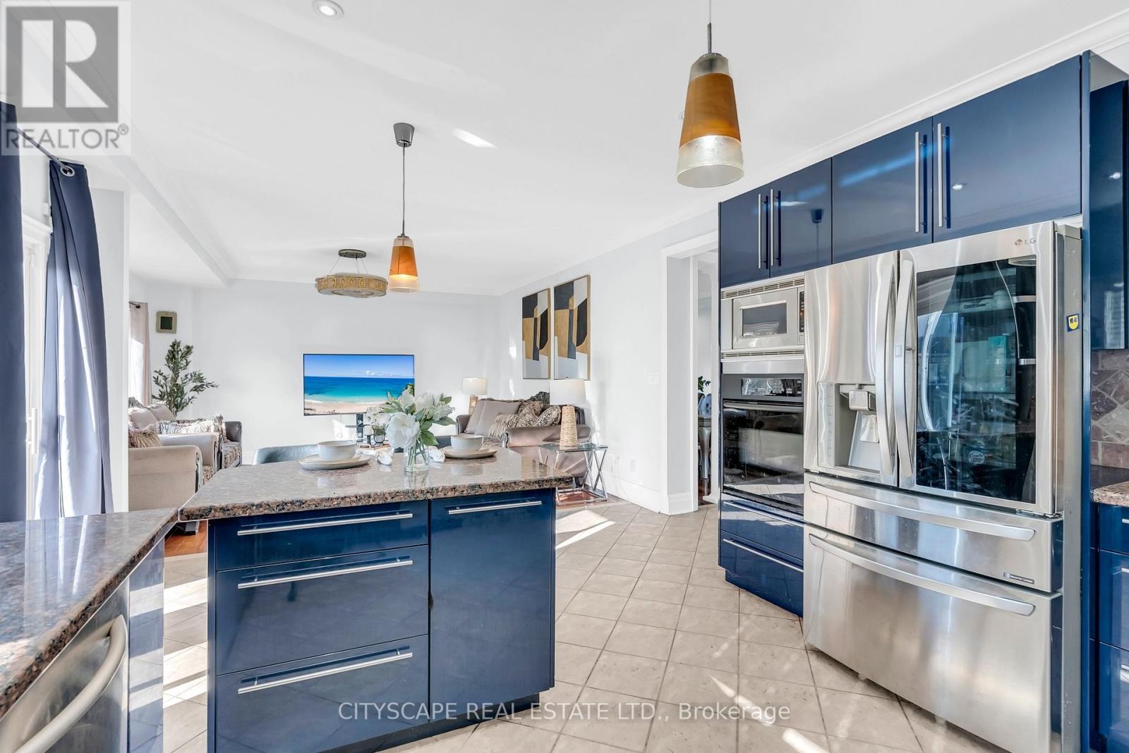 1048 Zimmerman Crescent, Milton, Ontario  L9T 5S6 - Photo 16 - W12566802