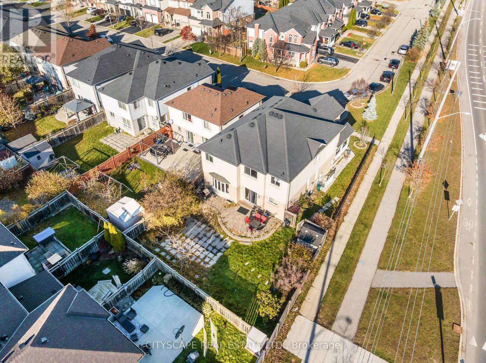 1048 Zimmerman Crescent, Milton, Ontario  L9T 5S6 - Photo 48 - W12566802