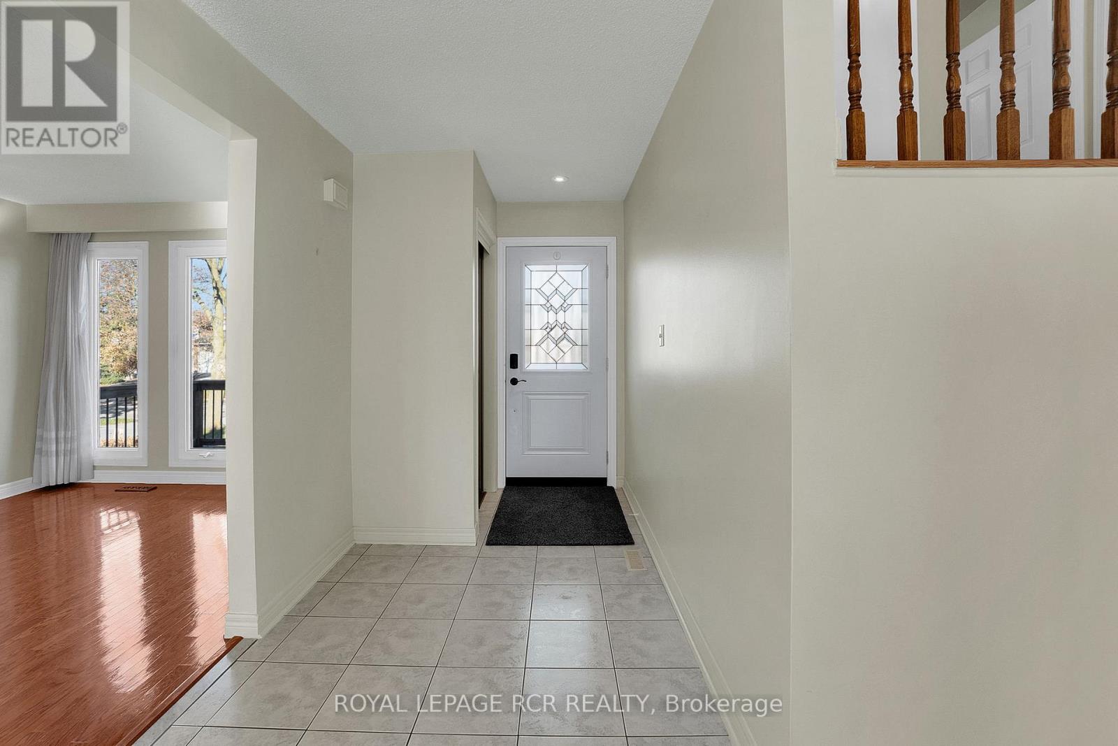 204 Ridge Road, Caledon, Ontario  L7E 4W2 - Photo 3 - W12566814