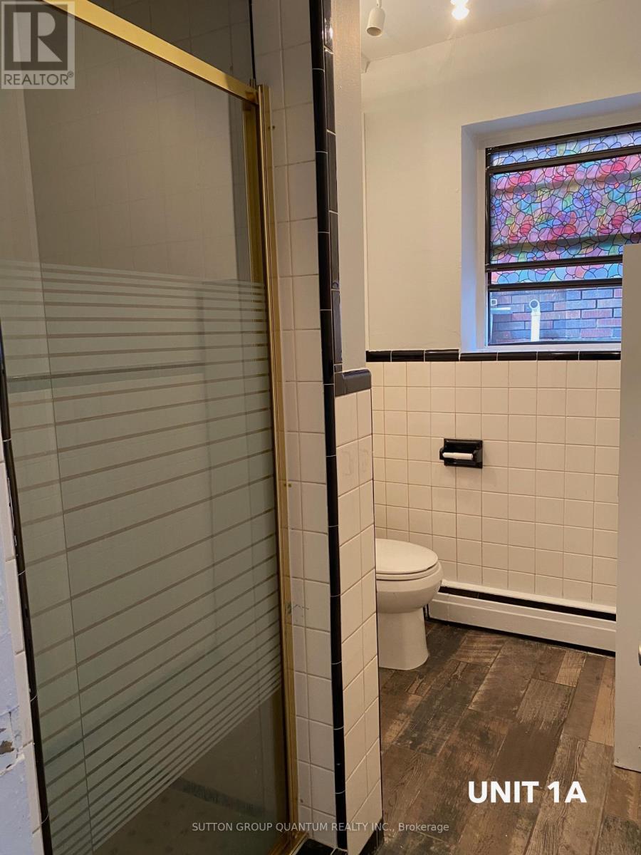 25a Milton Street, Toronto, Ontario  M8Y 2X7 - Photo 17 - W12566816