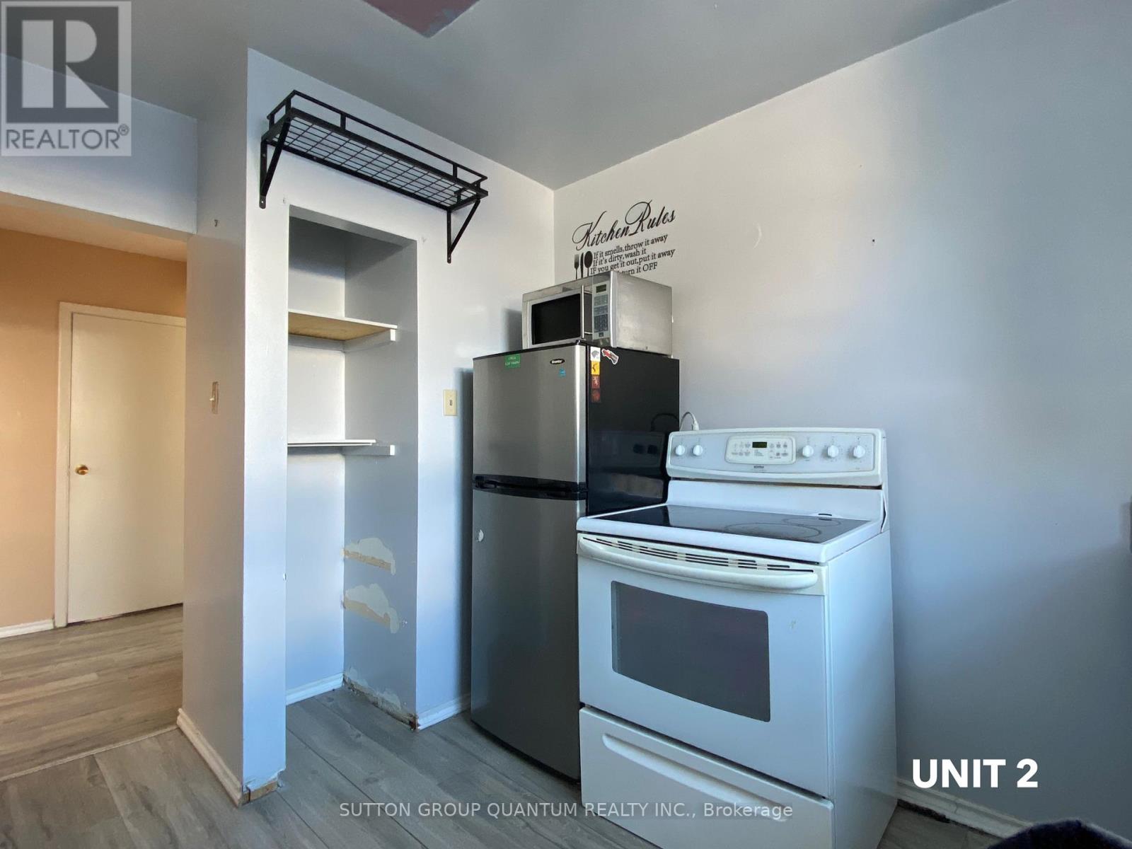 25a Milton Street, Toronto, Ontario  M8Y 2X7 - Photo 24 - W12566816