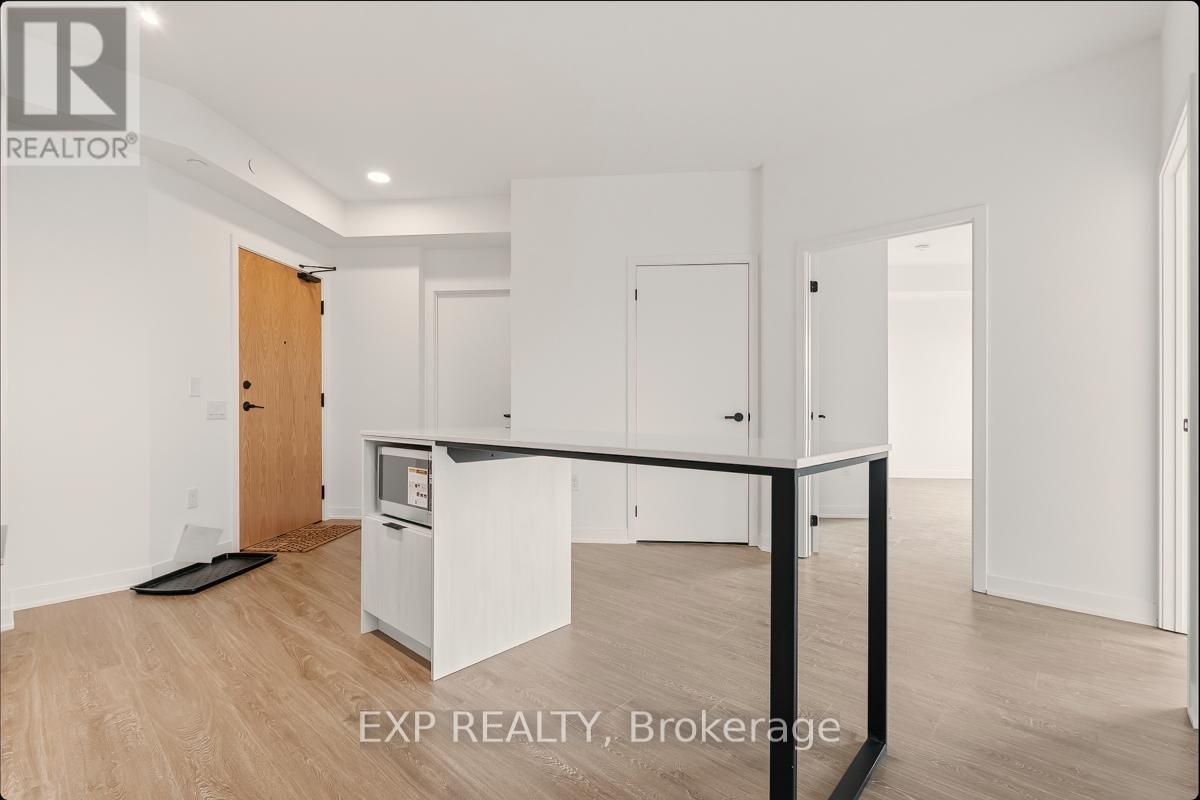 906 - 2495 Eglinton Avenue W, Mississauga, Ontario  L5M 2T2 - Photo 17 - W12566824