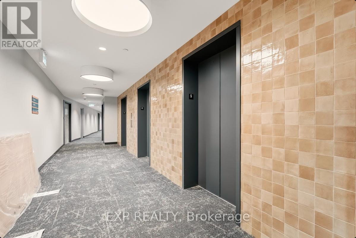 906 - 2495 Eglinton Avenue W, Mississauga, Ontario  L5M 2T2 - Photo 7 - W12566824