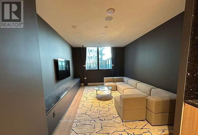 1705 - 395 Square One Drive S, Mississauga, Ontario  L5B 0P6 - Photo 18 - W12566850