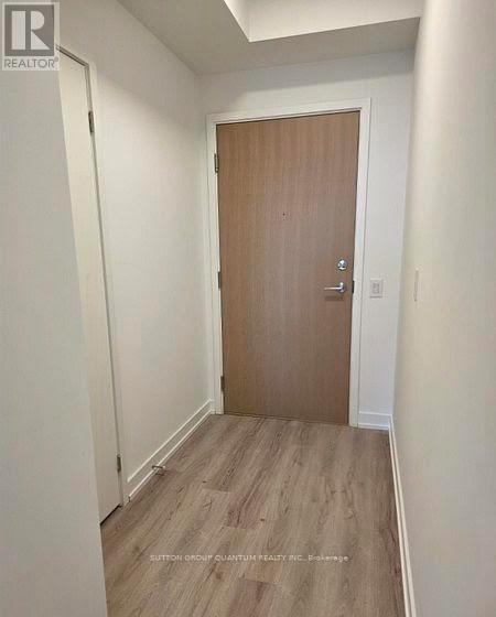 1705 - 395 Square One Drive S, Mississauga, Ontario  L5B 0P6 - Photo 5 - W12566850