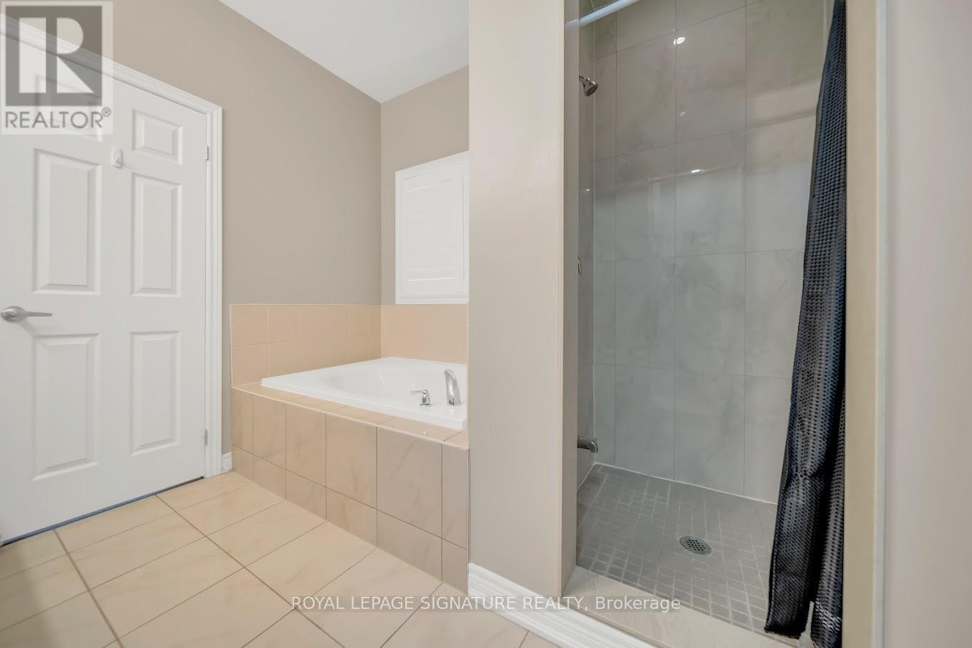 81 Vezna Crescent, Brampton, Ontario  L6X 5K4 - Photo 27 - W12566904