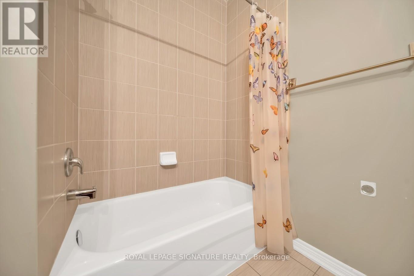 81 Vezna Crescent, Brampton, Ontario  L6X 5K4 - Photo 32 - W12566904