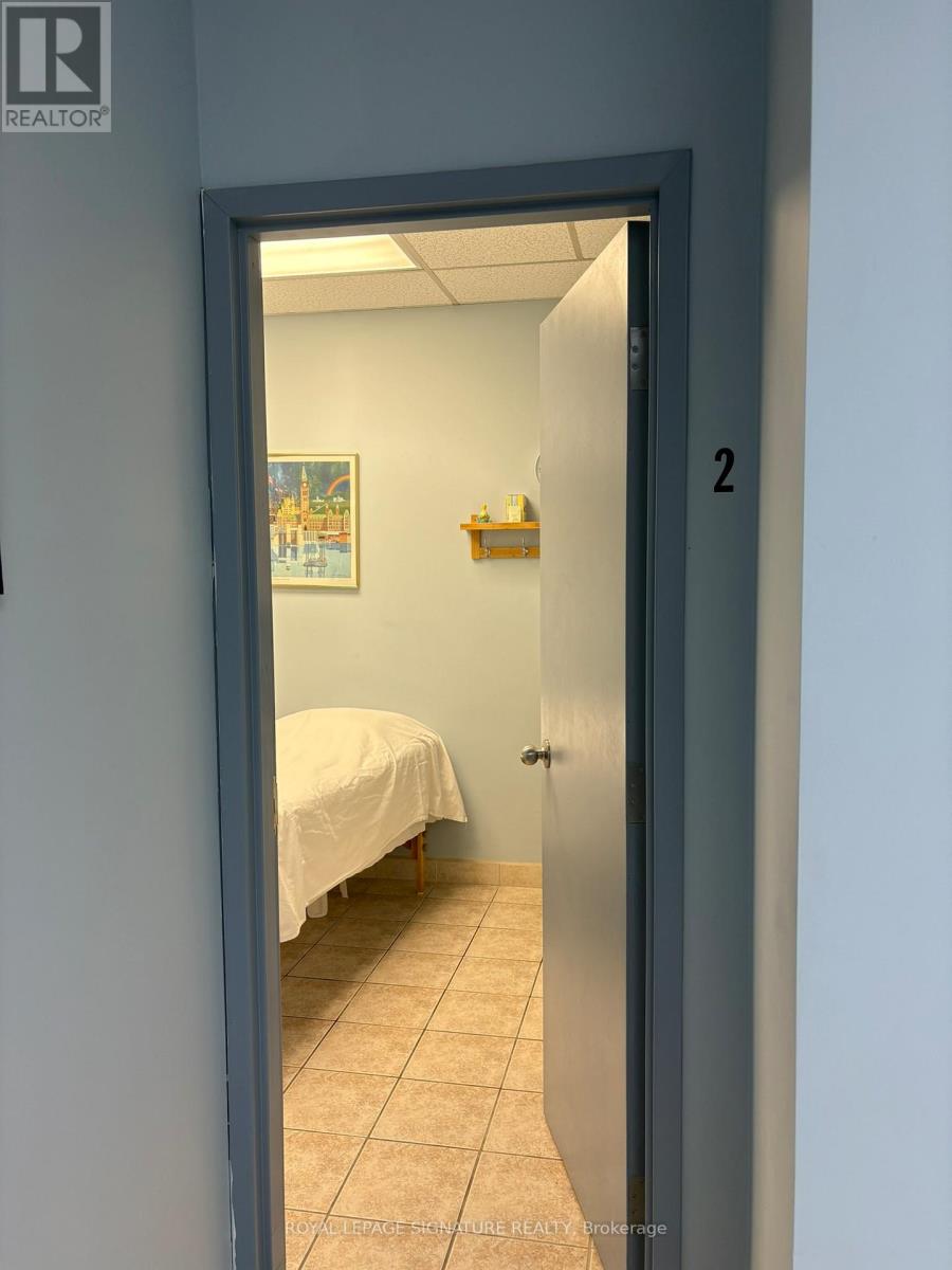 305 - 1017 Wilson Avenue, Toronto, Ontario  M3K 1Z1 - Photo 12 - W12566952