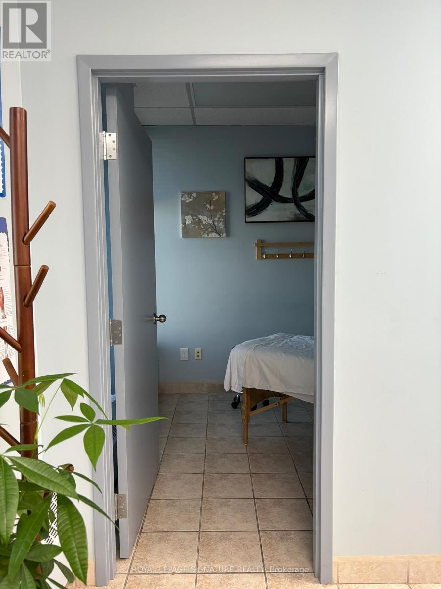 305 - 1017 Wilson Avenue, Toronto, Ontario  M3K 1Z1 - Photo 17 - W12566952