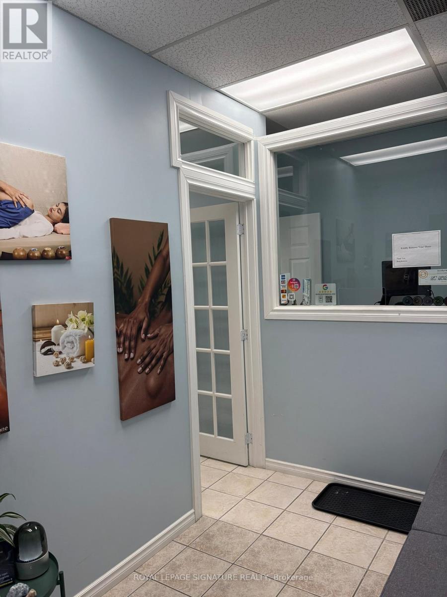 305 - 1017 Wilson Avenue, Toronto, Ontario  M3K 1Z1 - Photo 7 - W12566952