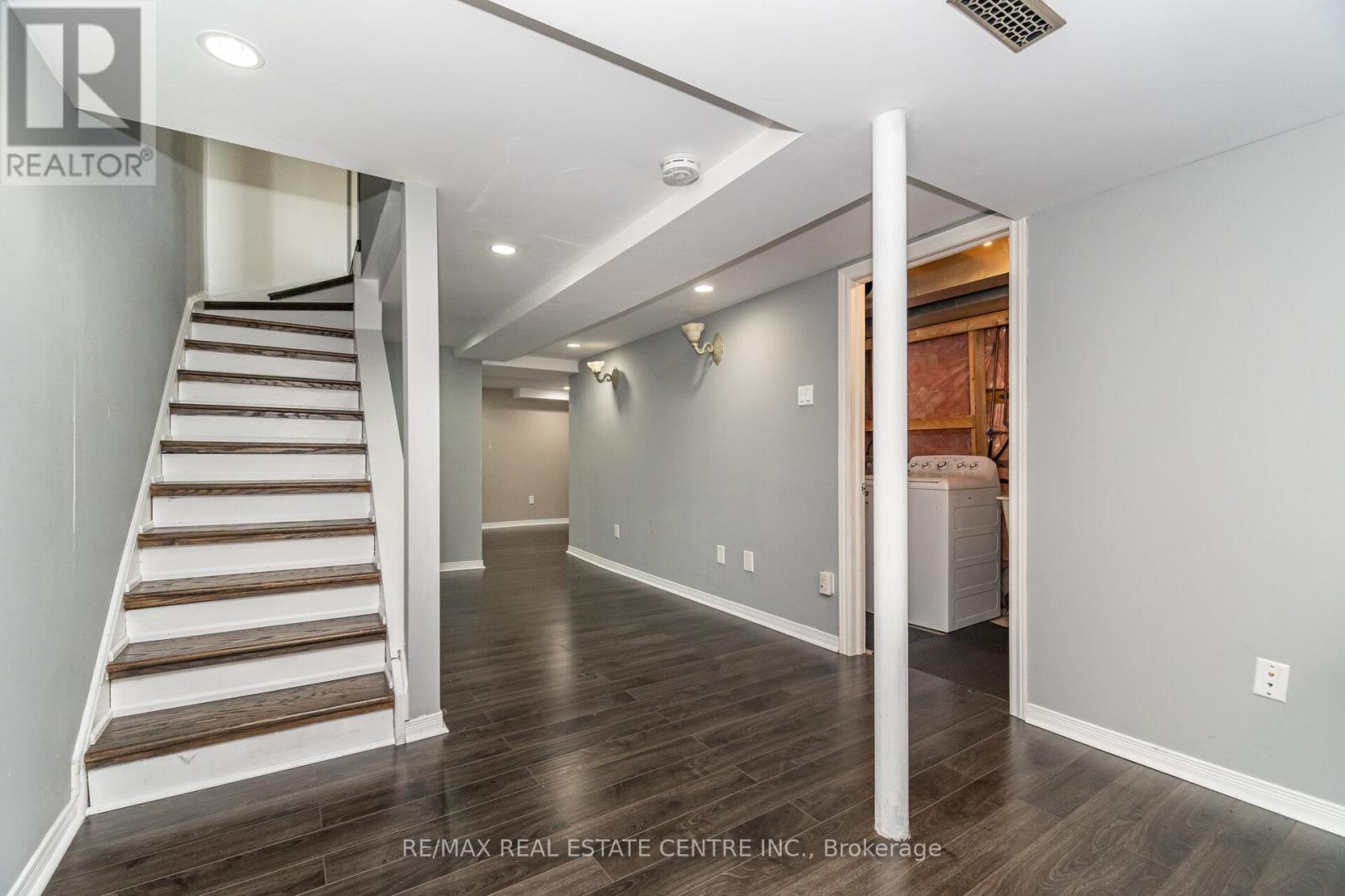 6835 Dillingwood Drive, Mississauga, Ontario  L5N 6Z9 - Photo 35 - W12566966