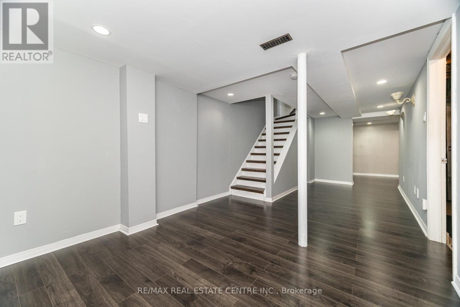 6835 Dillingwood Drive, Mississauga, Ontario  L5N 6Z9 - Photo 43 - W12566966