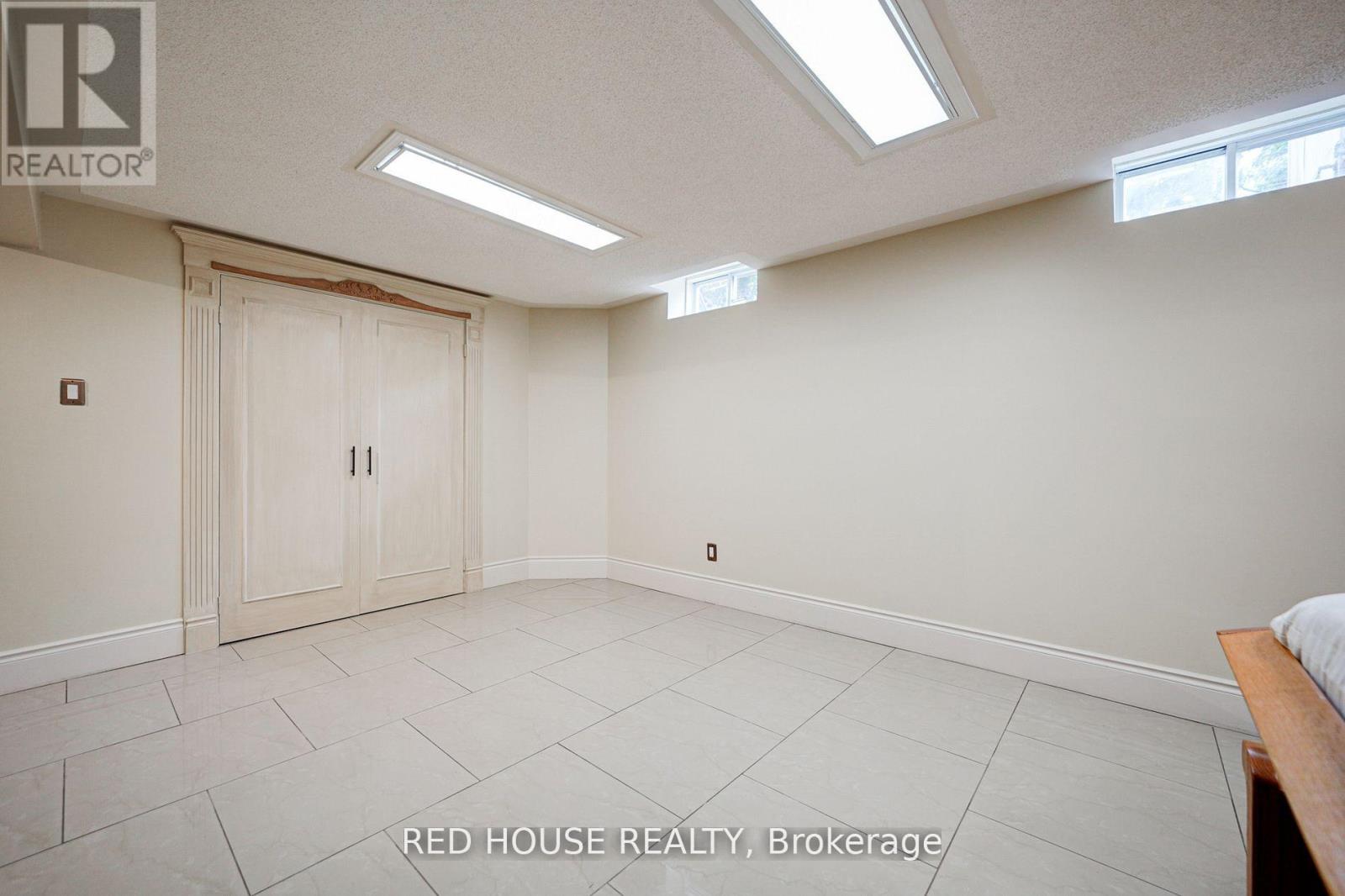 Bsmt - 4450 Mayflower Drive, Mississauga, Ontario  L5R 1S6 - Photo 13 - W12566968