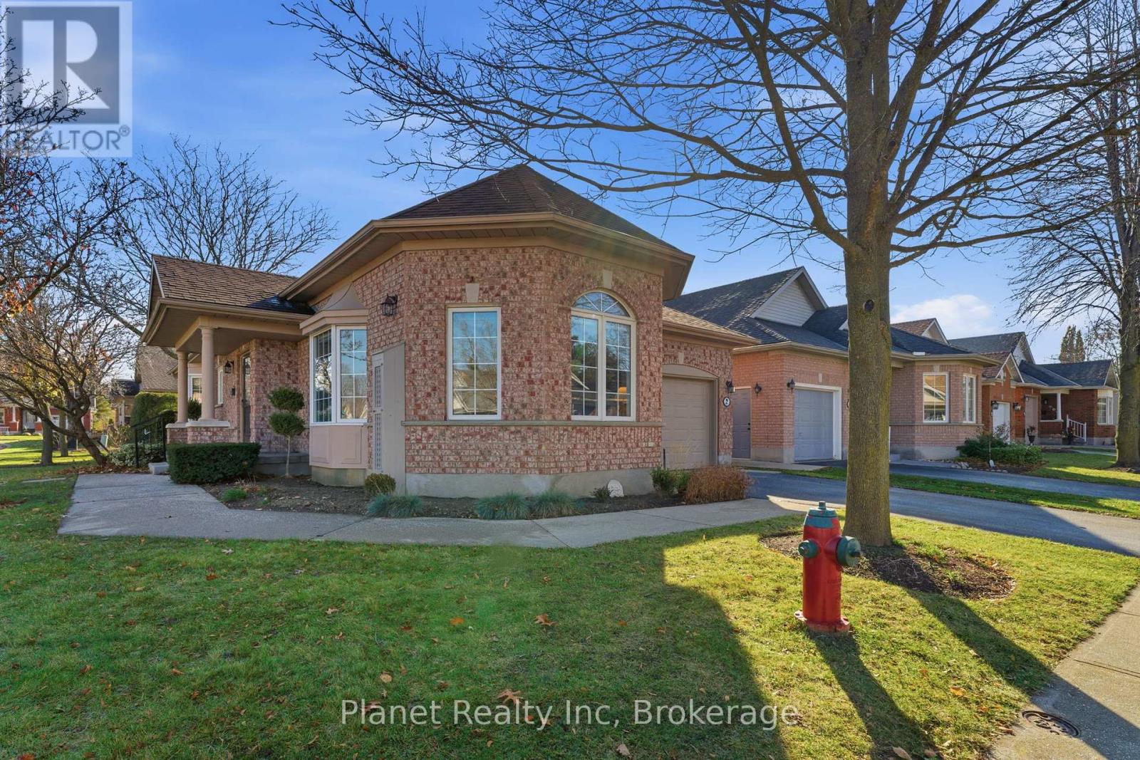 2 SPRUCEHAVEN COURT, guelph (village by the arboretum), Ontario