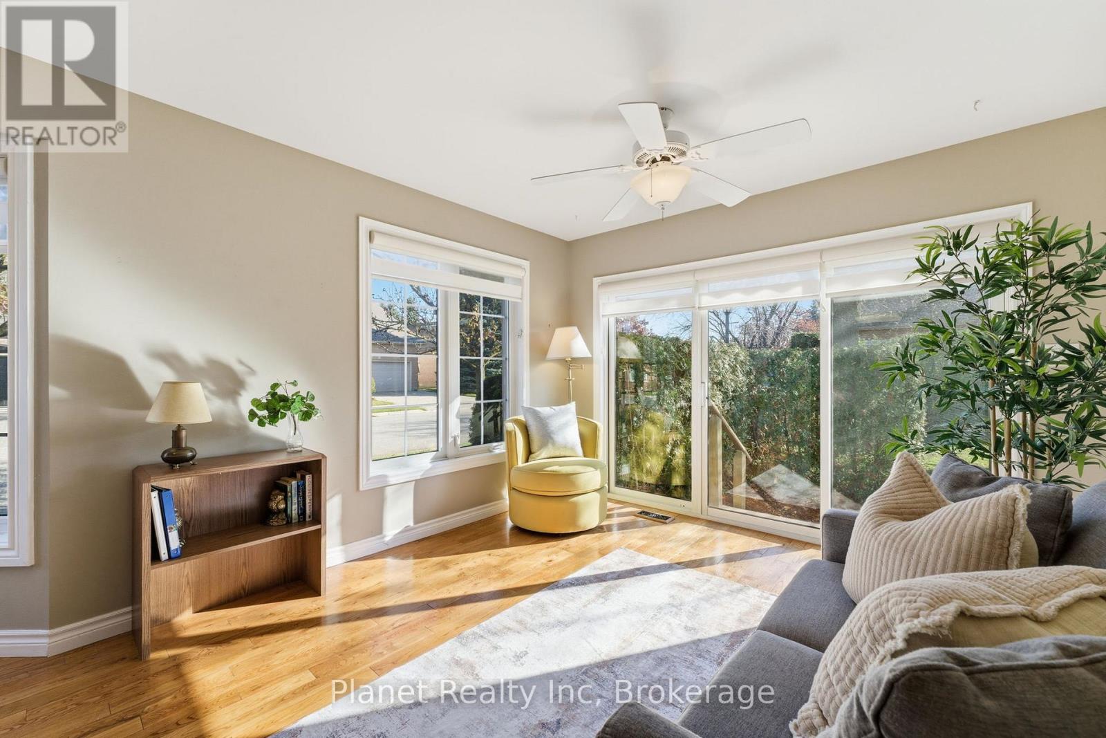 2 Sprucehaven Court, Guelph (Village By The Arboretum), Ontario  N1G 4X7 - Photo 14 - X12567100