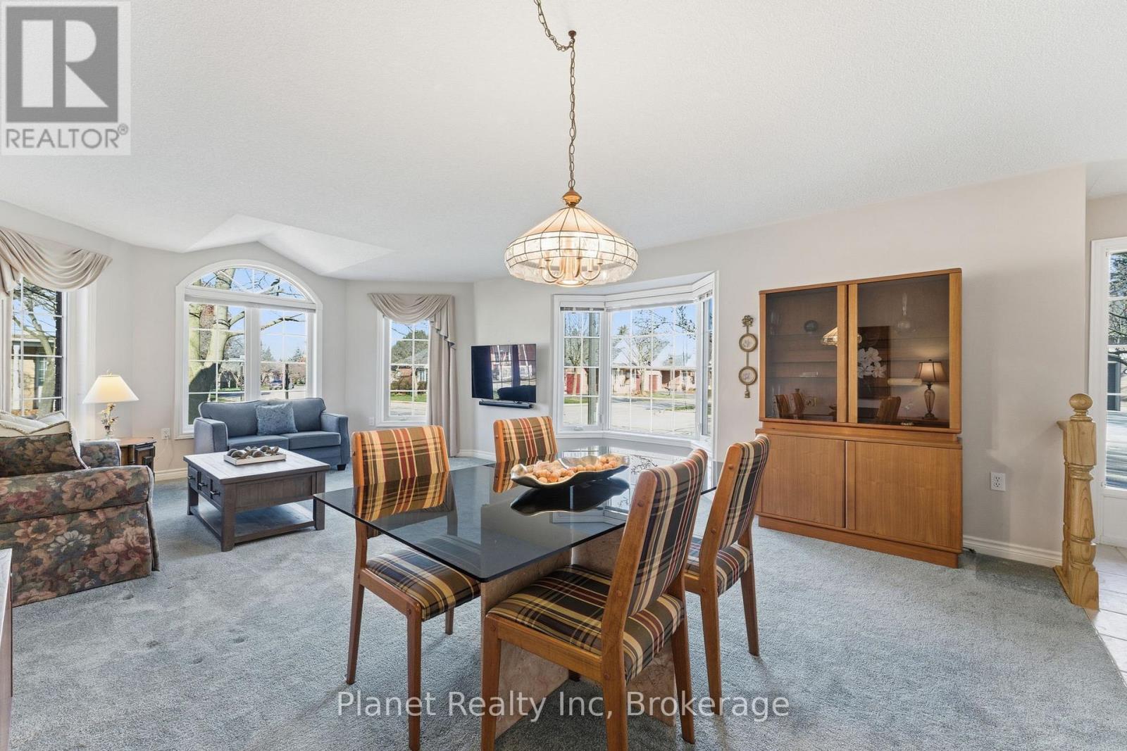 2 Sprucehaven Court, Guelph (Village By The Arboretum), Ontario  N1G 4X7 - Photo 7 - X12567100