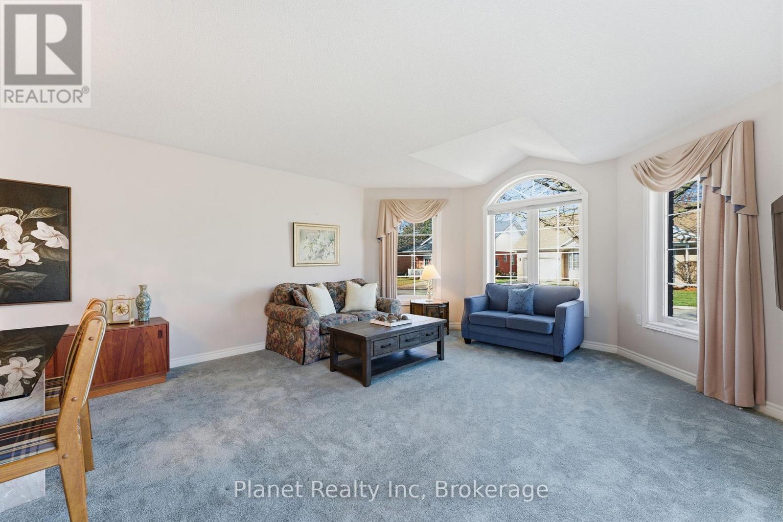 2 Sprucehaven Court, Guelph (Village By The Arboretum), Ontario  N1G 4X7 - Photo 8 - X12567100