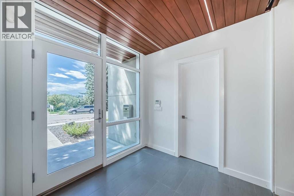 3216 5 Street Nw, Calgary, Alberta  T2M 3C9 - Photo 3 - A2250201