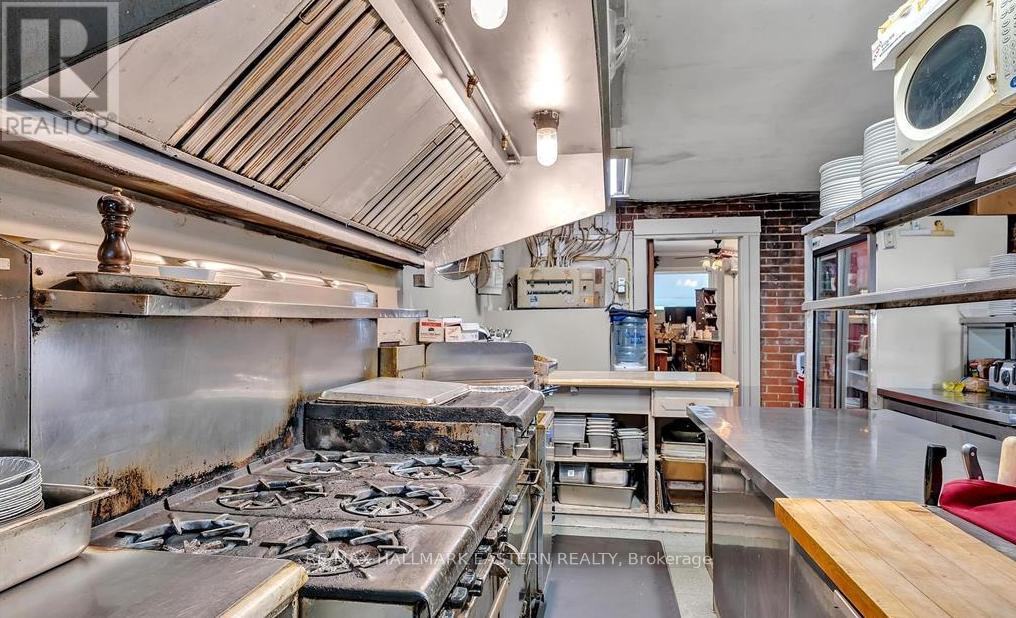 2057 Old Highway 28, Douro-Dummer, Ontario  K0L 3G0 - Photo 33 - X12567040